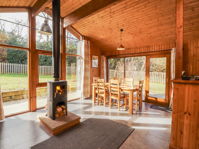 26 Dukes Meadow - 963935 - photo 4