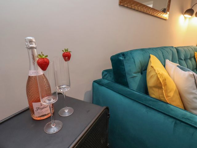 Apt 1 @ Hunter's Quay - 964296 - photo 4