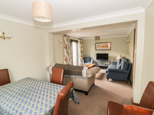 The Lodge off High Street - 965750 - photo 4