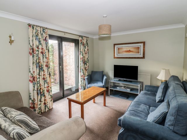The Lodge off High Street - 965750 - photo 3