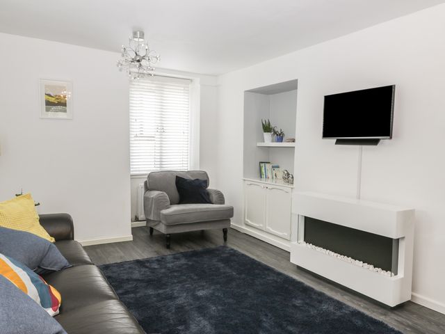 11 Camden Building - 965847 - photo 2