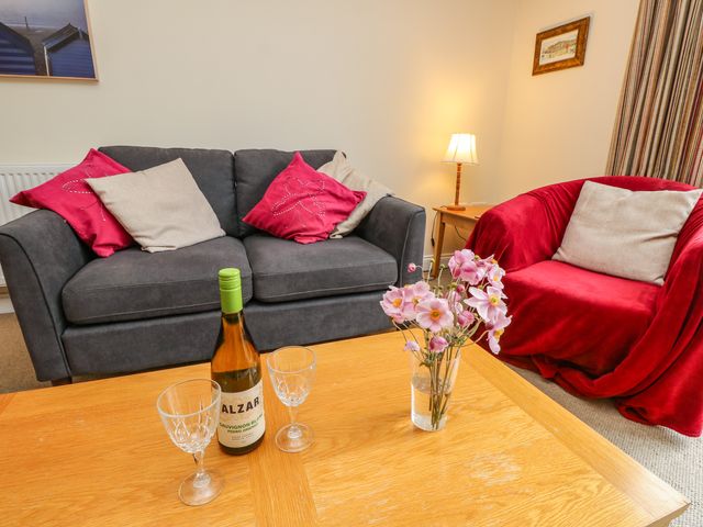 Hurst View - 966497 - photo 4