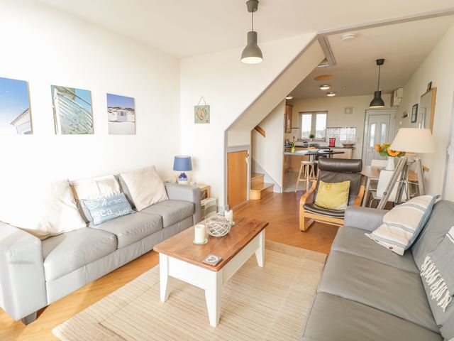 12 West End Point - 966908 - photo 3