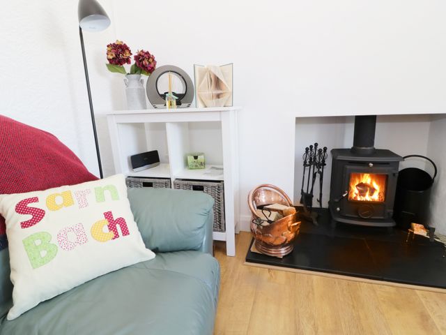 Trigfa Cottage - 967081 - photo 3