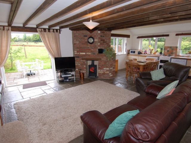 Orchard Cottage - 967231 - photo 2