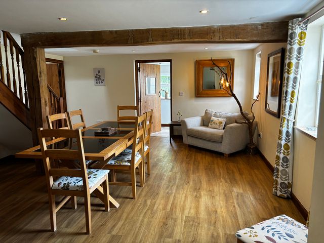 West Perry Hay - 967245 - photo 2