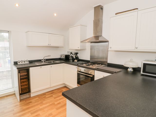 7 Marina View - 967525 - photo 5