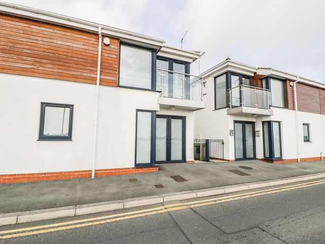 7 Marina View - 967525 - photo 2