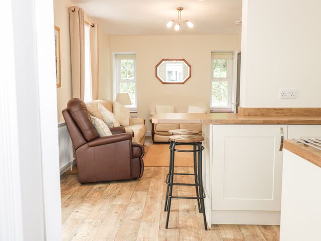 East Lodge - 968606 - photo 2