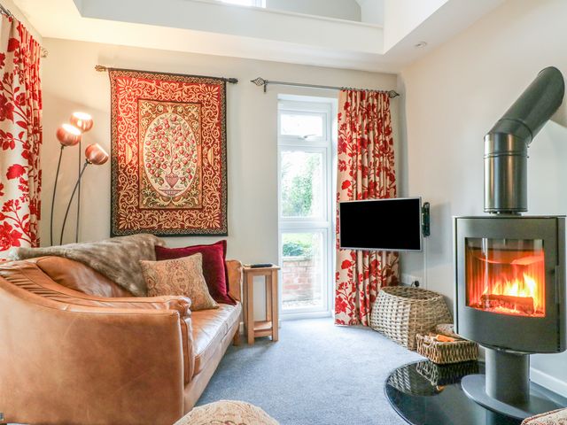 South Lodge - 969185 - photo 3