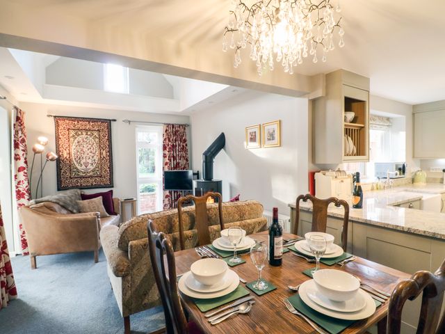 South Lodge - 969185 - photo 4