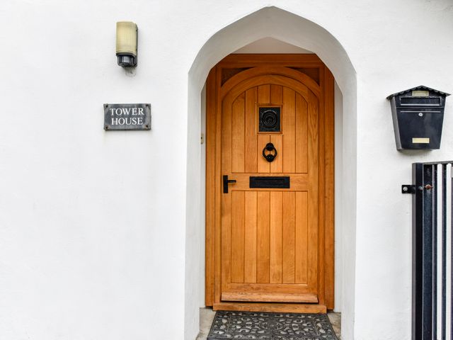 Tower House - 969780 - photo 1