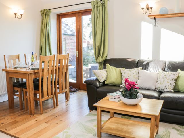 Clun Forest Cottage - 970629 - photo 4