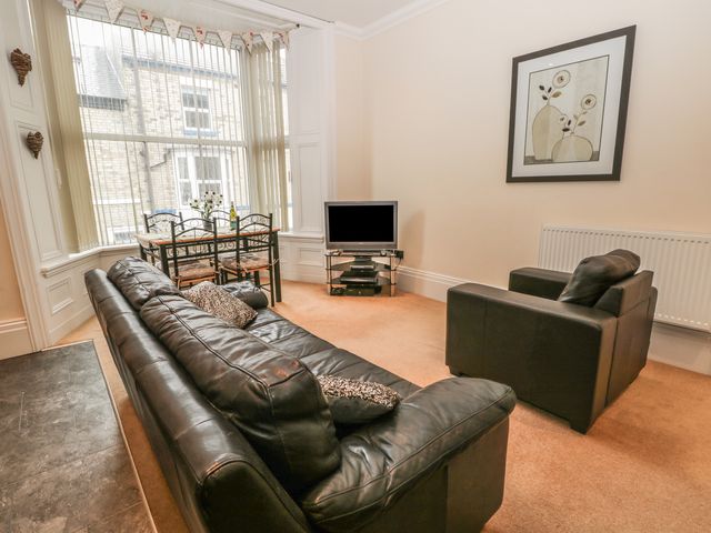 Flat 4 - 971942 - photo 4