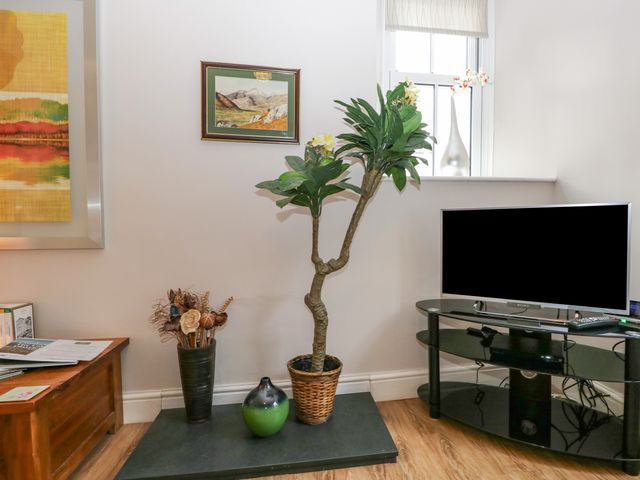 Little Brook Cottage - 972423 - photo 4