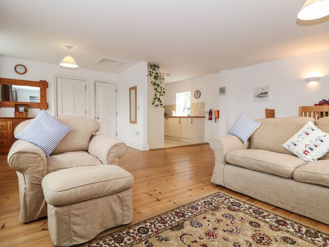 The Penthouse - 972699 - photo 2