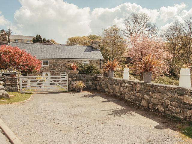 Cefn Uchaf Cottage - 972885 - photo 2