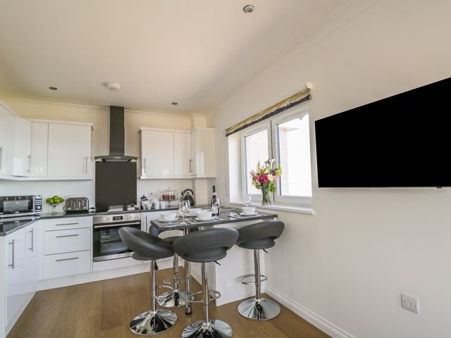 24 Waters Edge - 973678 - photo 4