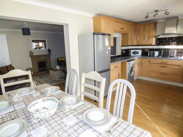 Oakdene - 974469 - photo 4