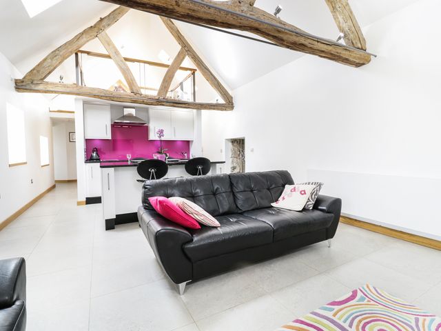 Tyddyn Isa - 975359 - photo 3