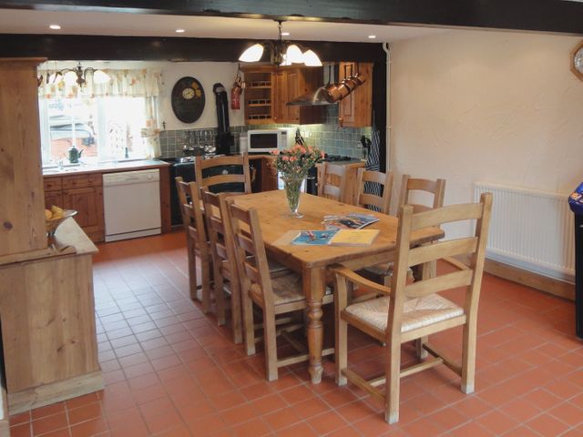 Lower Wadden Farmhouse and Annexe - 976018 - photo 4