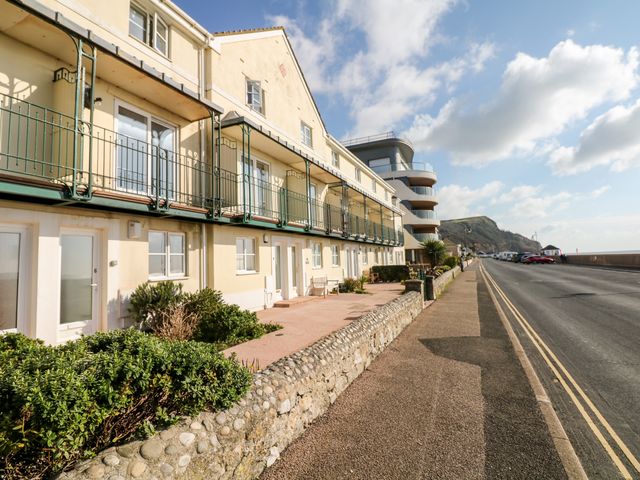 6 Lyme Mews - 976055 - photo 2