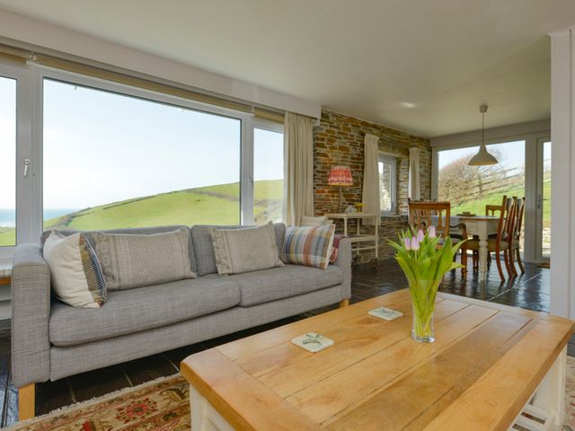 Ayrmer House - 976150 - photo 4