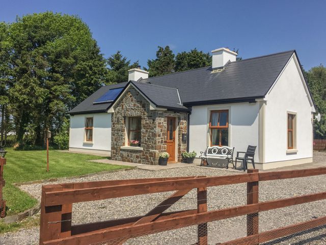 Cloonkee Cottage - 977523 - photo 2