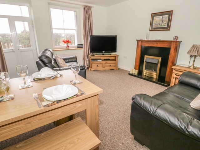 2 Park Nook Close - 977537 - photo 3