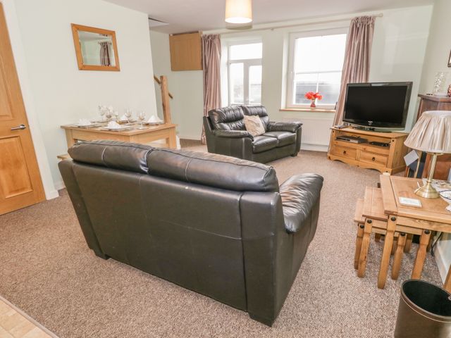2 Park Nook Close - 977537 - photo 4