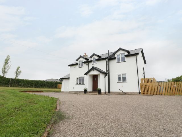 Holiday Cottages In Prestatyn | Rent Self Catering Holidays in Prestatyn