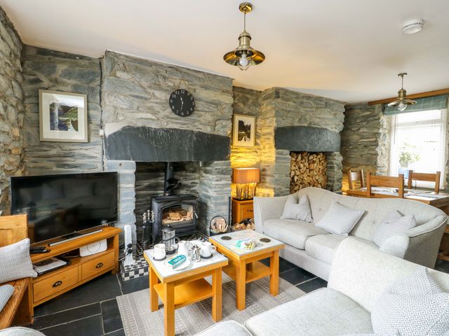 Garreg Ddu - 979458 - photo 2
