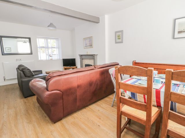 22 Uppergate Street - 982451 - photo 4