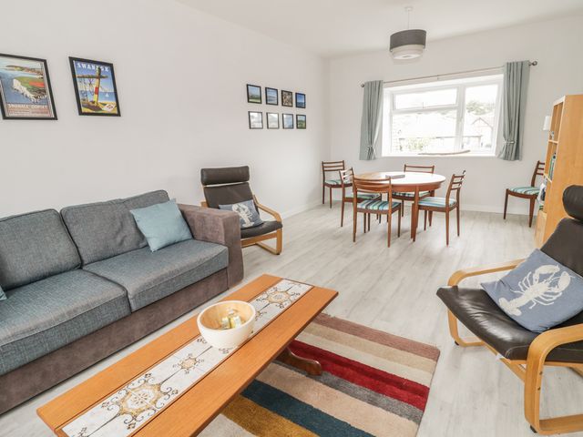 Swanage Bay Apartment - 982712 - photo 4