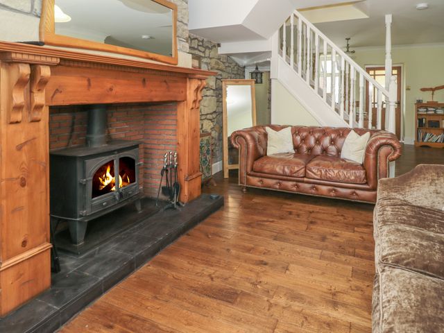Red Squirrel Cottage, 5 Biddlestone - 982799 - photo 5