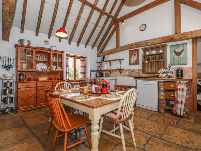 Downs View Dairy - 983306 - photo 4