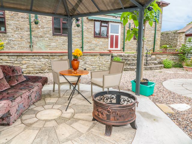 The Courtyard - 983813 - photo 2