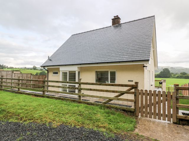 Lower Pentre - 985447 - photo 3