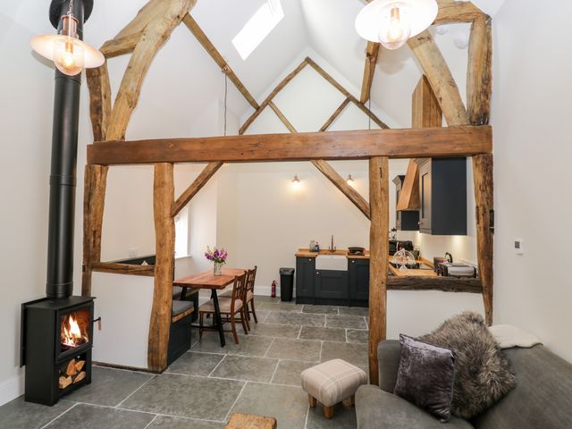 The Piggery - 985932 - photo 3