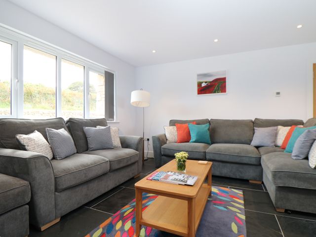 Myles View - 986448 - photo 4