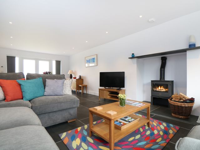 Myles View - 986448 - photo 5
