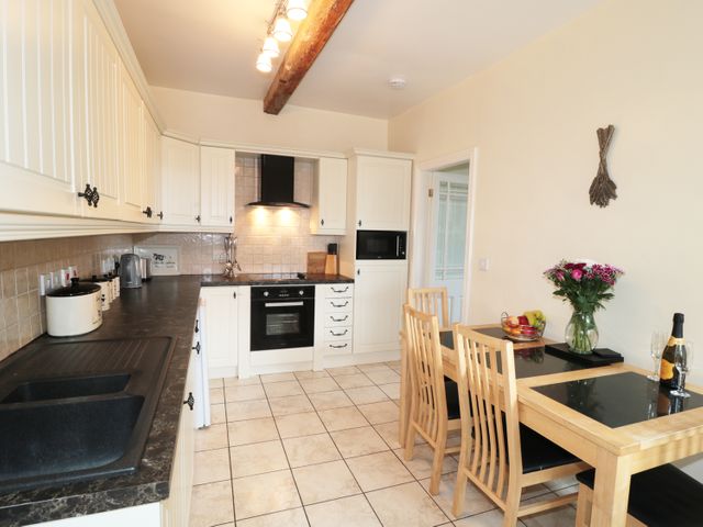 Street House Farm Cottage - 987392 - photo 4