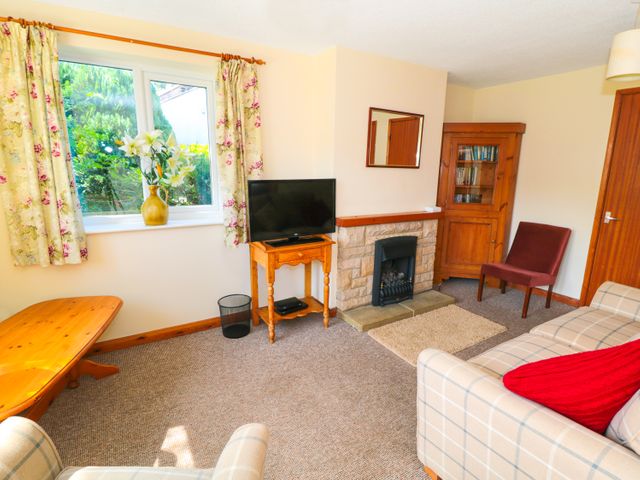 River Gardens Cottage - 987442 - photo 3