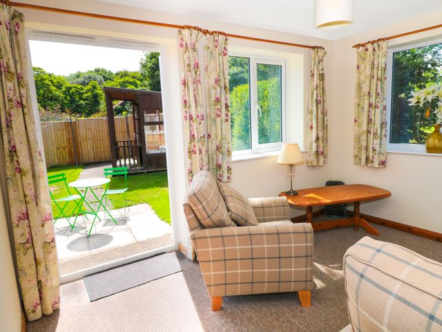 River Gardens Cottage - 987442 - photo 5