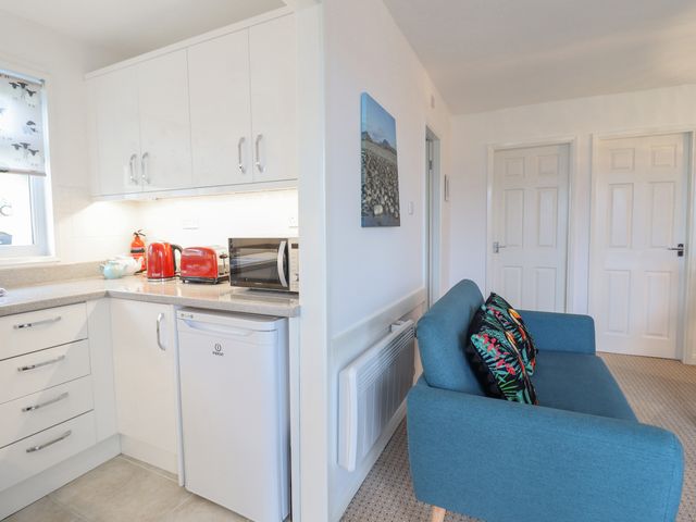48 Glan Y Mor - 987478 - photo 4