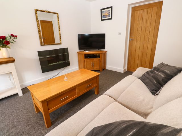 Flat 1 - 987529 - photo 3