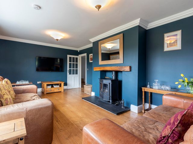The Lodge - 987634 - photo 3