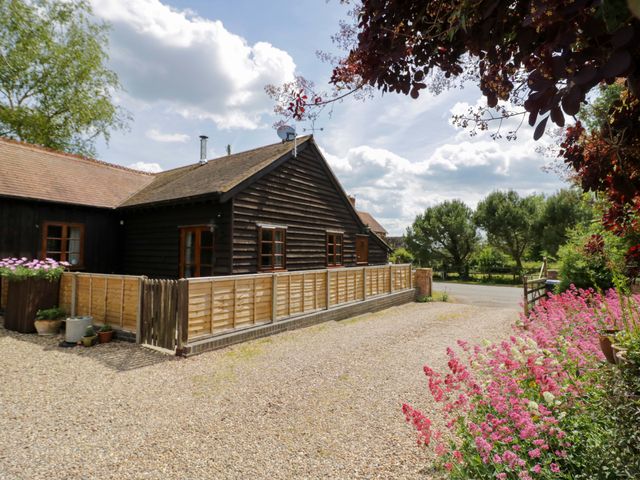 Robbie's Barn - 988660 - photo 1 