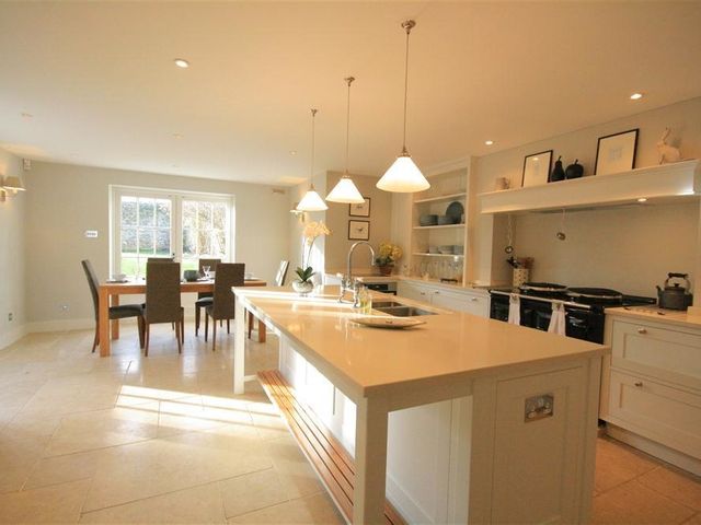 Hillside Cottage - 988756 - photo 3