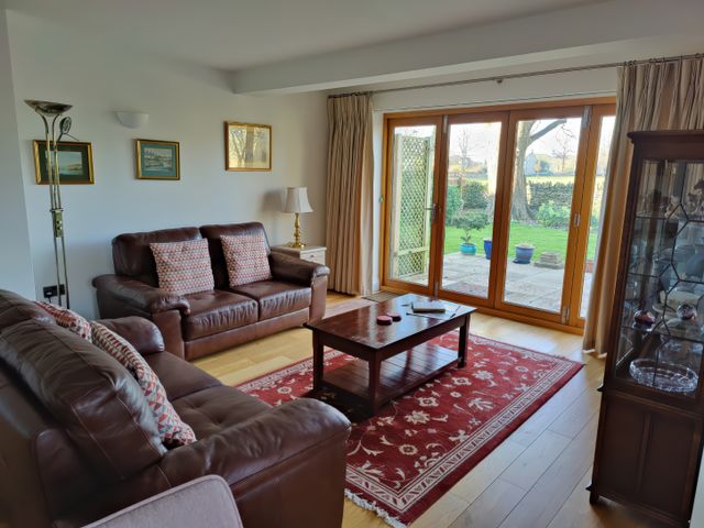 5 Burford Mews - 988757 - photo 3